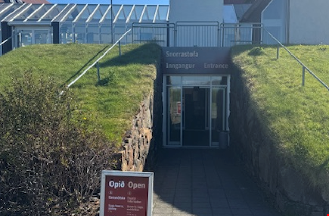 Summer opening hours in Snorrastofa Guest Reception